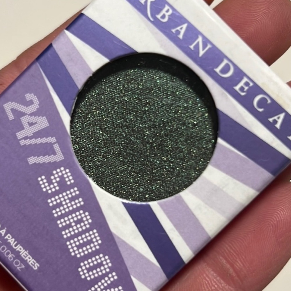 💘🍭Urban Decay Psyche 24/7 Eyeshadow